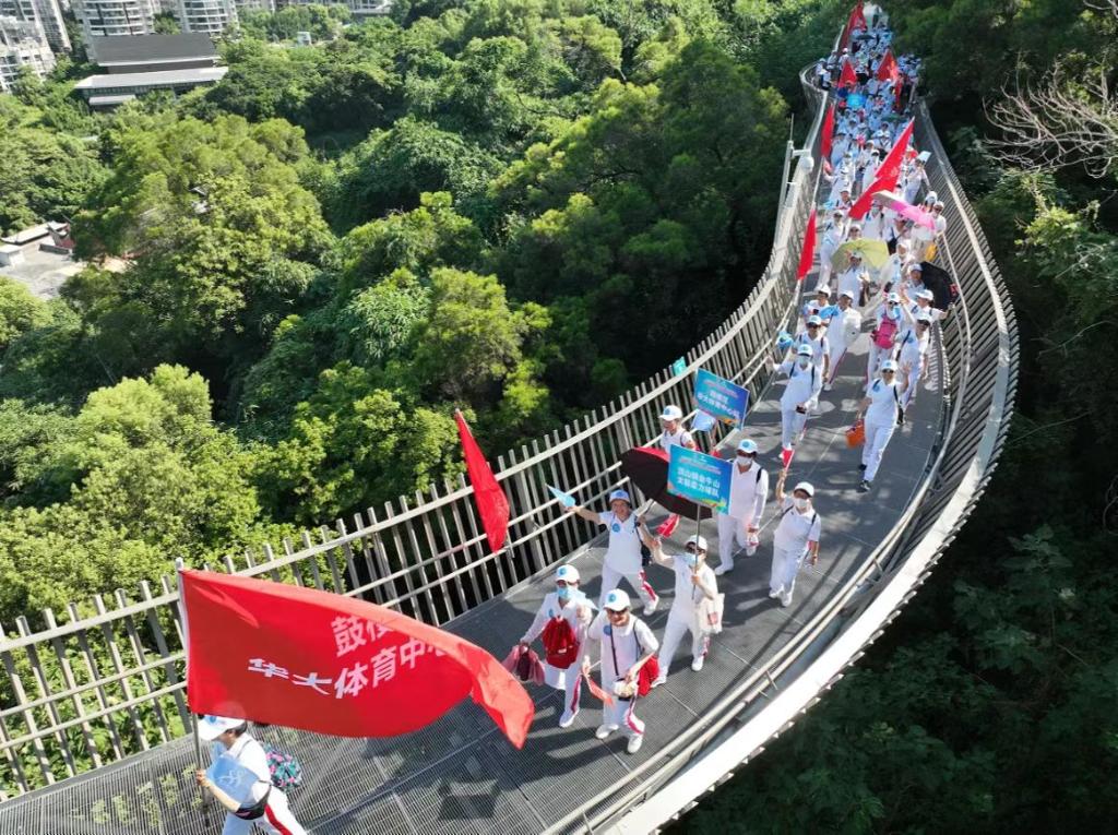全民足球微信小程序_全民冠军足球微信群_全民足球冠军攻略