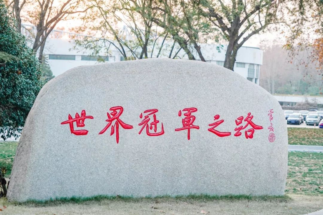 篮球复古打法_复古式篮球技巧视频教学_视频复古篮球技巧式教学大全