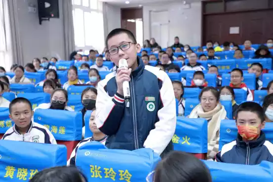 60米冠军去游泳的是谁_女子4×200米游泳决赛视频_中国队4×200米游泳接力