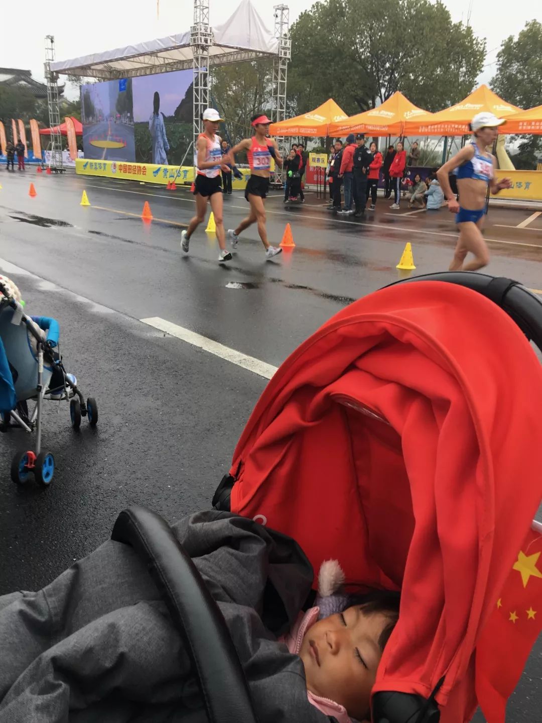 竞走运动_运动竞走视频_运动竞走图片