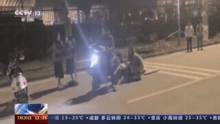 小学生校运会跳高冠军_小学生跳高运动会_小学的跳高比赛是什么样的