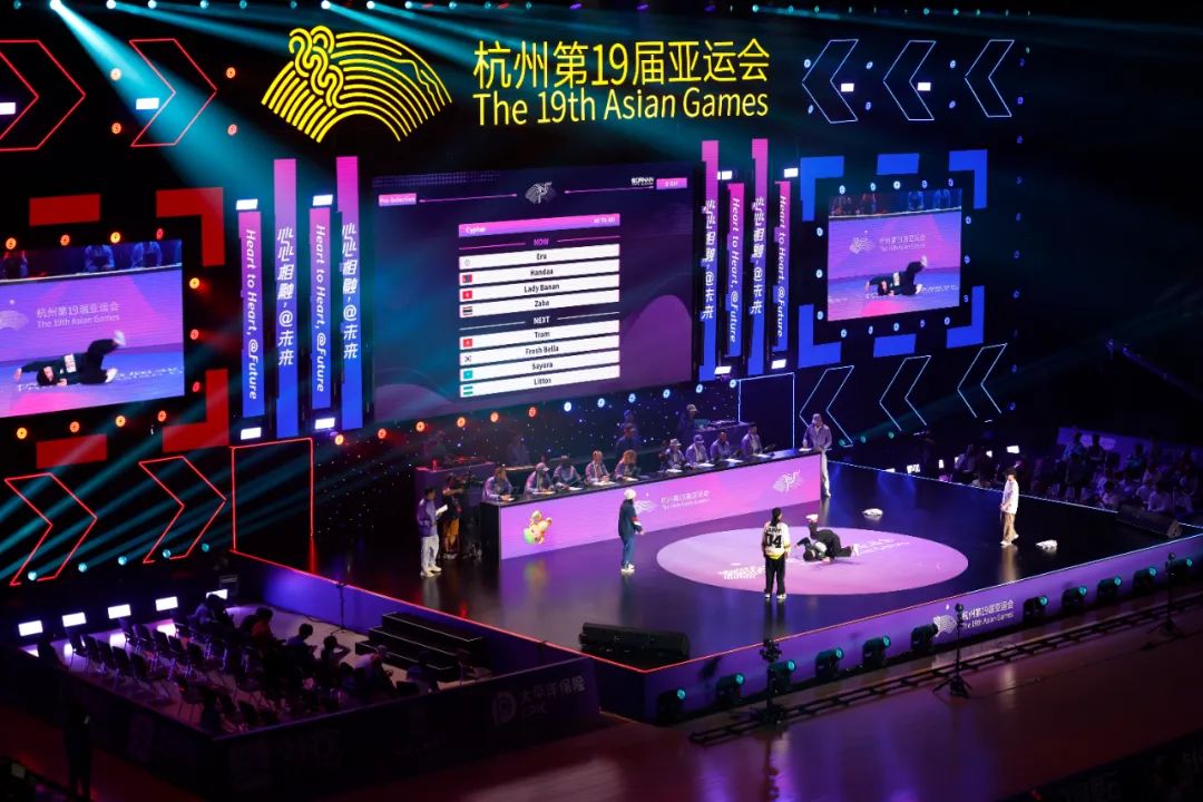 新疆游泳协会_新疆的运动员_新疆13届运动会游泳冠军
