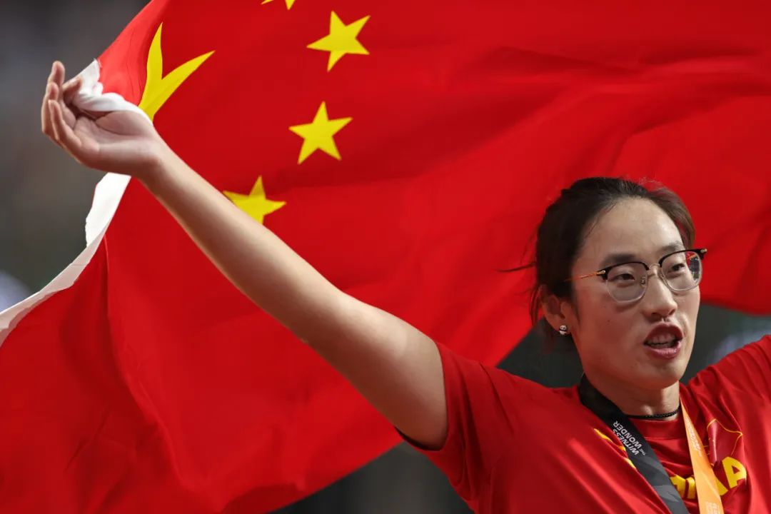 新疆的运动员_新疆13届运动会游泳冠军_新疆游泳协会