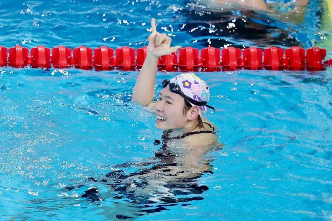 乌克兰女子游泳名将_乌克兰游泳队_乌克兰游泳冠军50米蝶泳